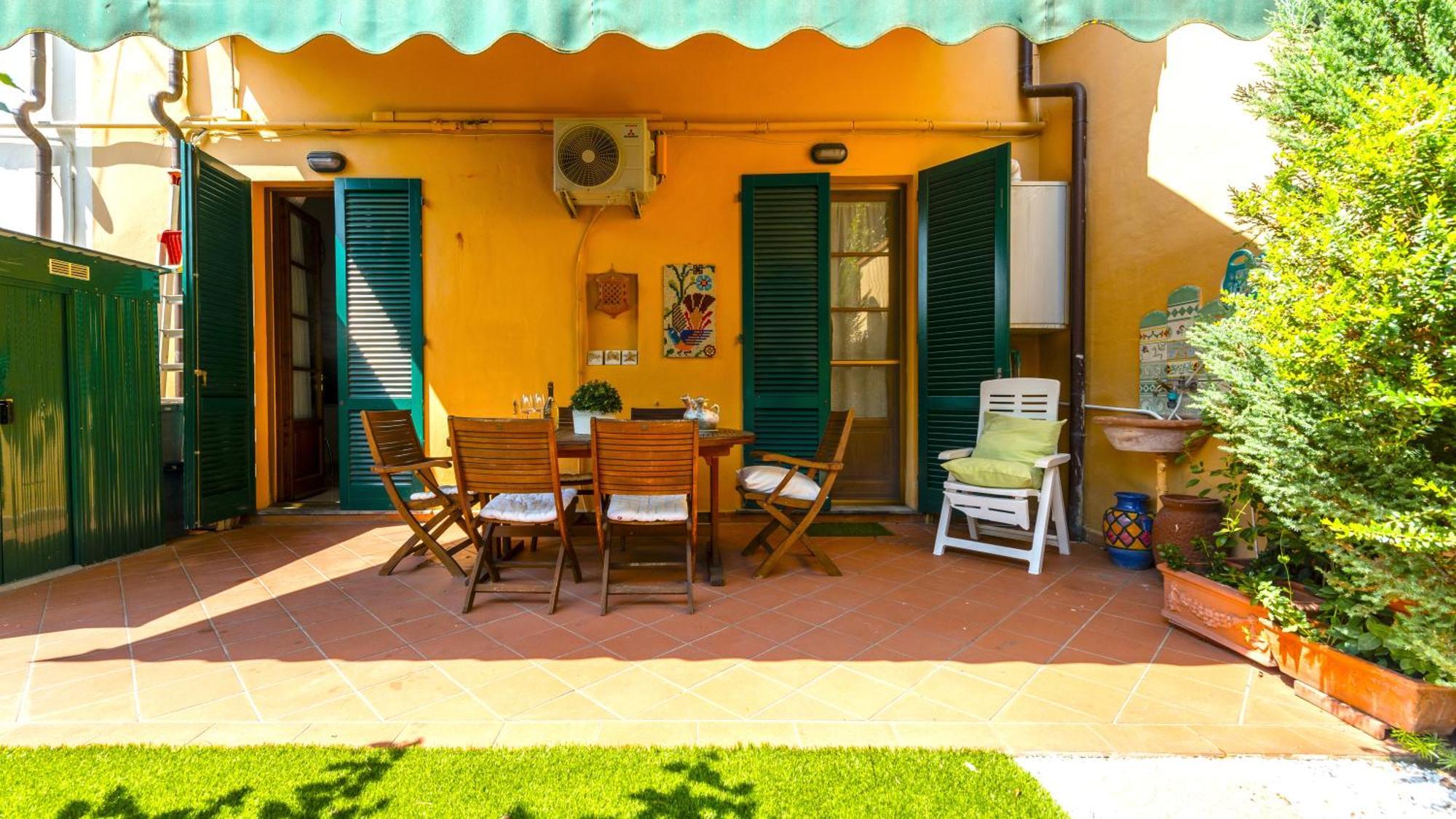 Hostly-La Casa Di Marta-Two Steps From The Tower Lejlighed Pisa Eksteriør billede